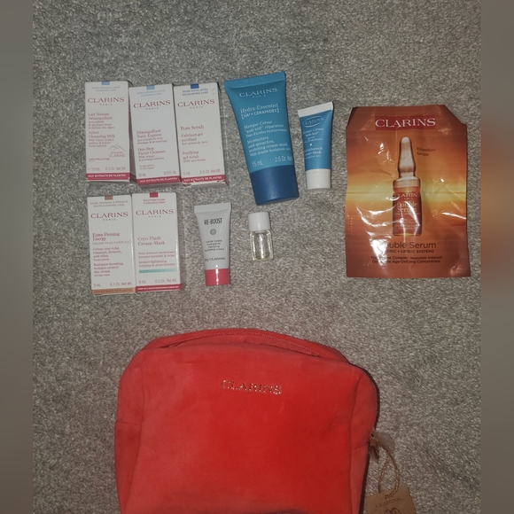 Clarins Bundle - Picture 2 of 9